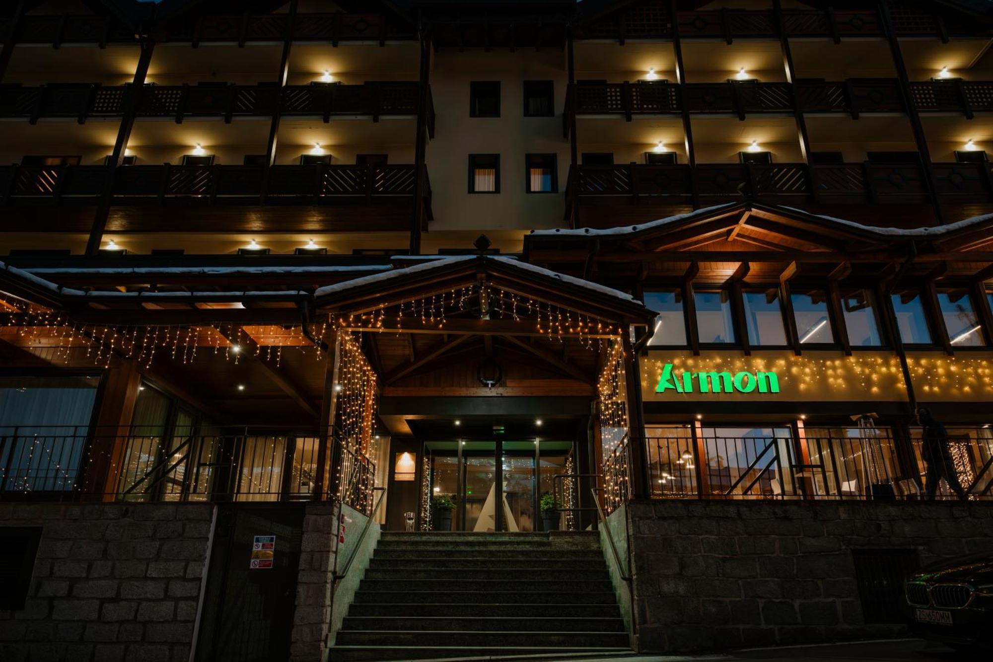 Armon Greenblu Hotel & Wellness Фолгарида Екстериор снимка
